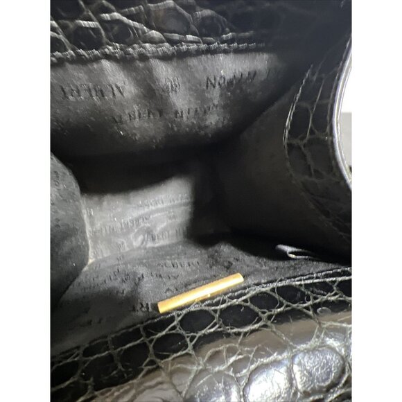 Vintage Albert Nipon Embossed Leather Crossbody Bag Black 7” x 6” - Picture 8 of 16